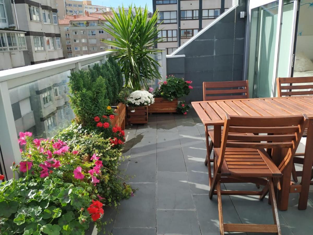 شقة Penthouse With Terrace And Views Near Oza'S Beach آكورونيا المظهر الخارجي الصورة