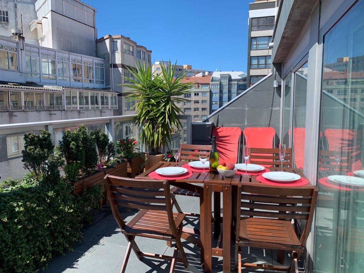 شقة Penthouse With Terrace And Views Near Oza'S Beach آكورونيا المظهر الخارجي الصورة